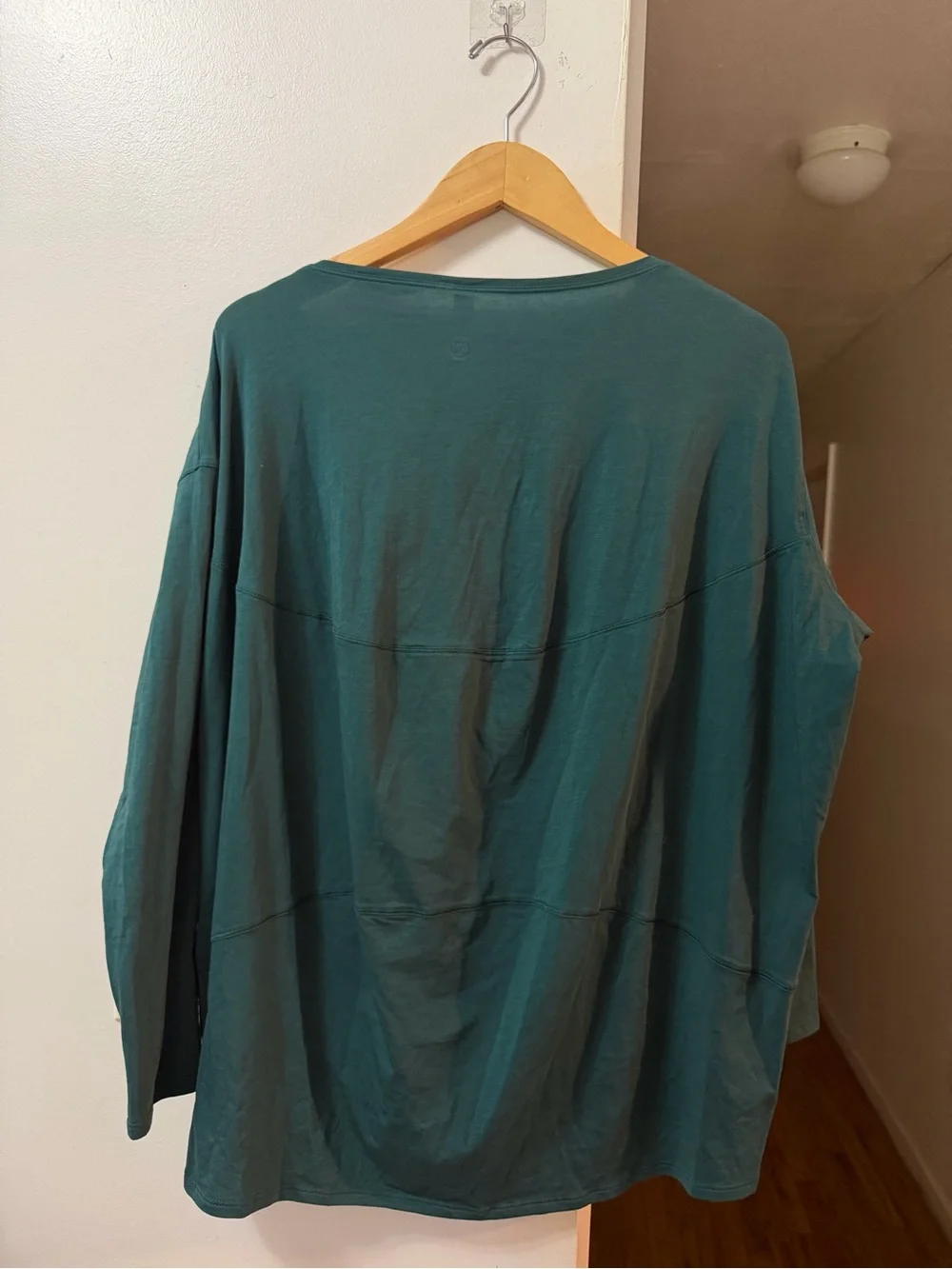 lululemon athletica Teal Long-Sleeve Relaxed Crew Top
